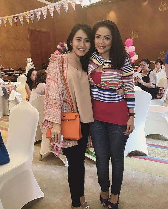 Gaya Penyanyi Dangdut Pakai Tas Hermes Hingga Miliaran Rupiah