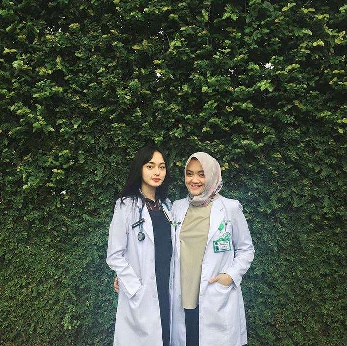 Indah Kusuma, Dokter Cantik yang Kini Jadi Penyanyi