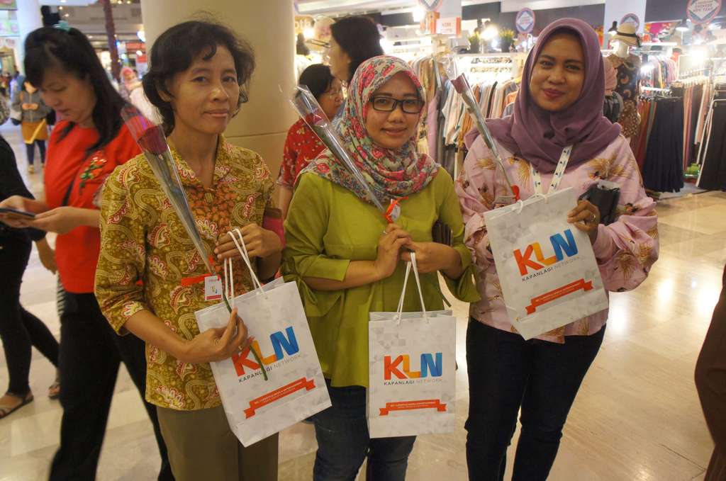 Rayakan Hari Hijab Sedunia, Dream.co.id Bagi-bagi Hijab Gratis