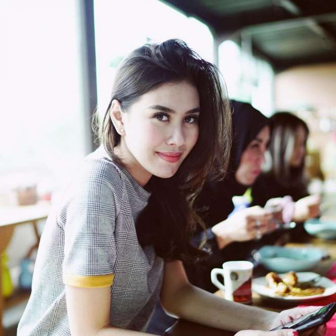 Sebelum Hilda, 4 Seleb Ini Pernah Dekat dengan Billy Syahputra