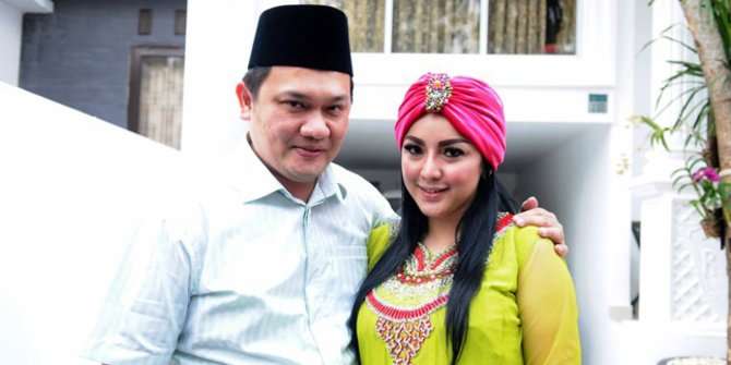5 Pernikahan Artis Ini Diduga Hanya Settingan