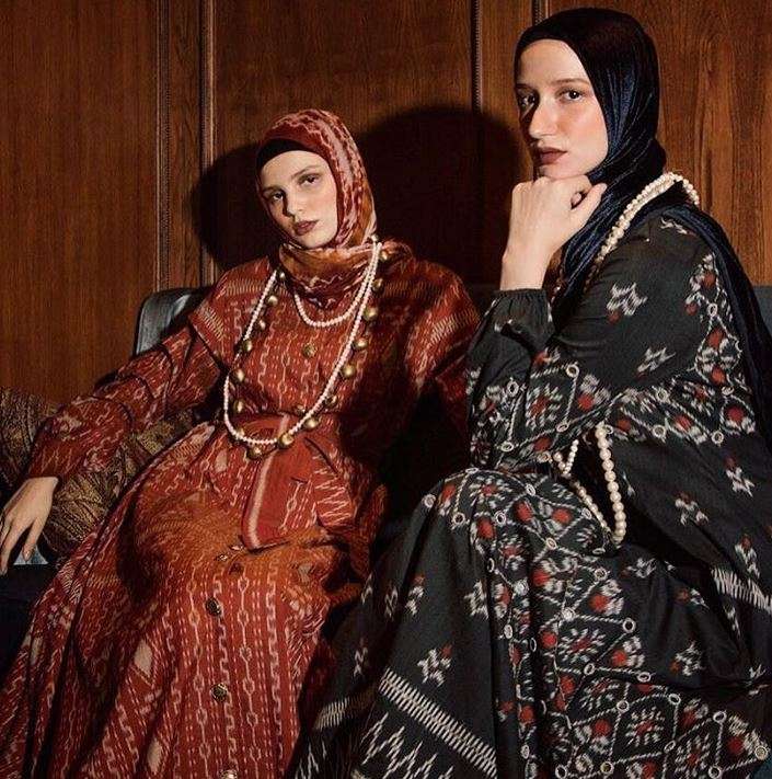 Vivi Zubedi Bawa Nama Indonesia ke New York Fashion Week 2018