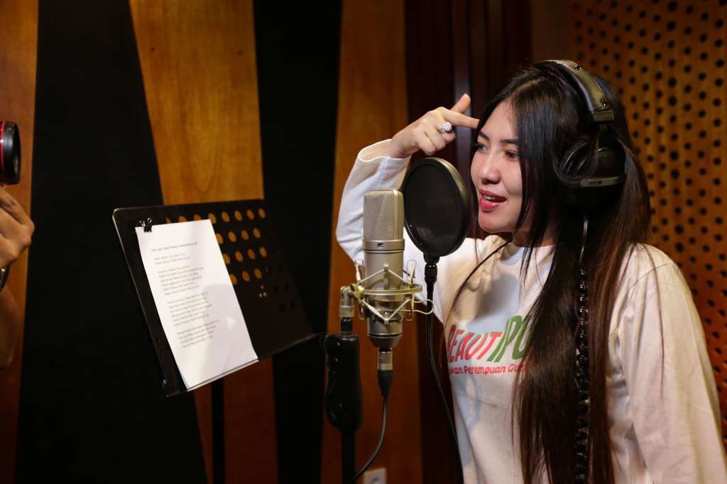 6 Penyanyi Dangdut dengan Bayaran Fantastis