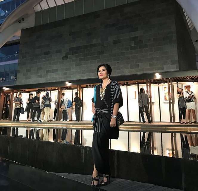 Saat Tak Dinas, Penampilan Puti Soekarno Benar-Benar Cantik 