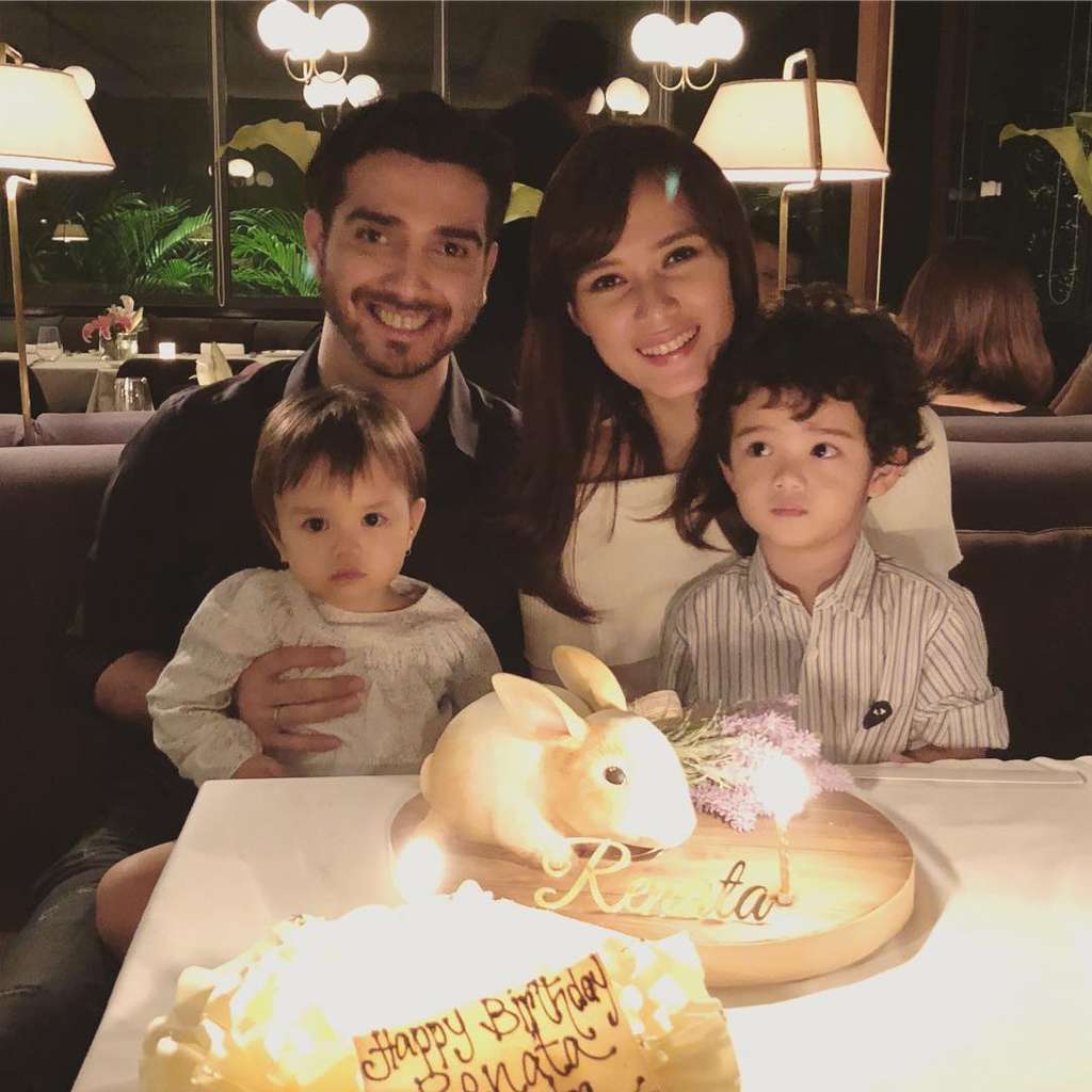 Potret Renata Kusmanto, Istri Fachri Albar yang Menawan