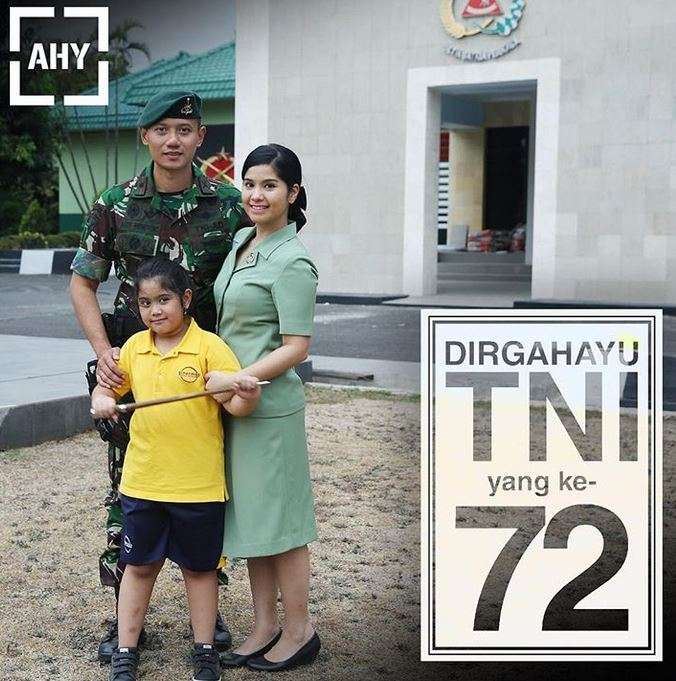 Punya Suami Tentara, Begini Pesona Seleb Saat Pakai Seragam
