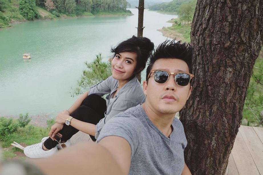 Selain Tommy Kurniawan, 5 Seleb Ini Menikah dengan Pramugari