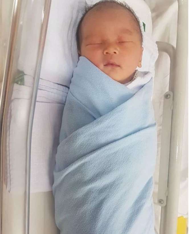 Potret Nord Kiano Julian, Anak Rinni Wulandari yang Ganteng