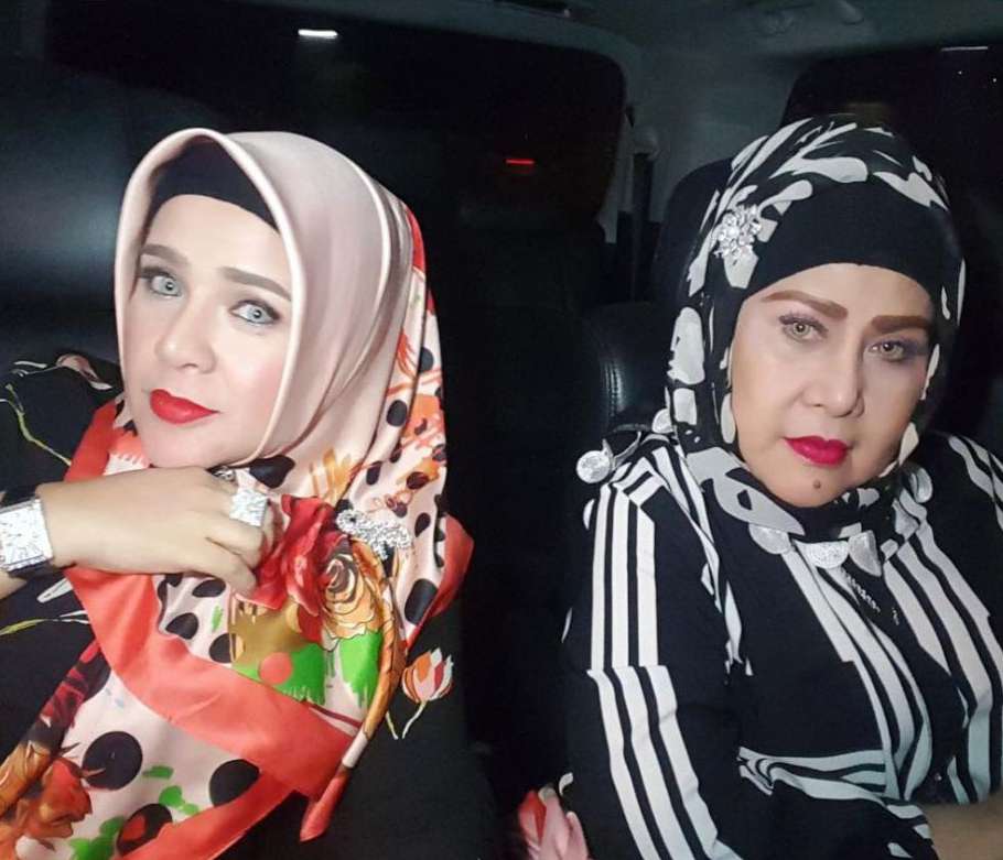 Fitria Elvy, Anak Elvy Sukaesih yang Cantiknya Seperti Barbie
