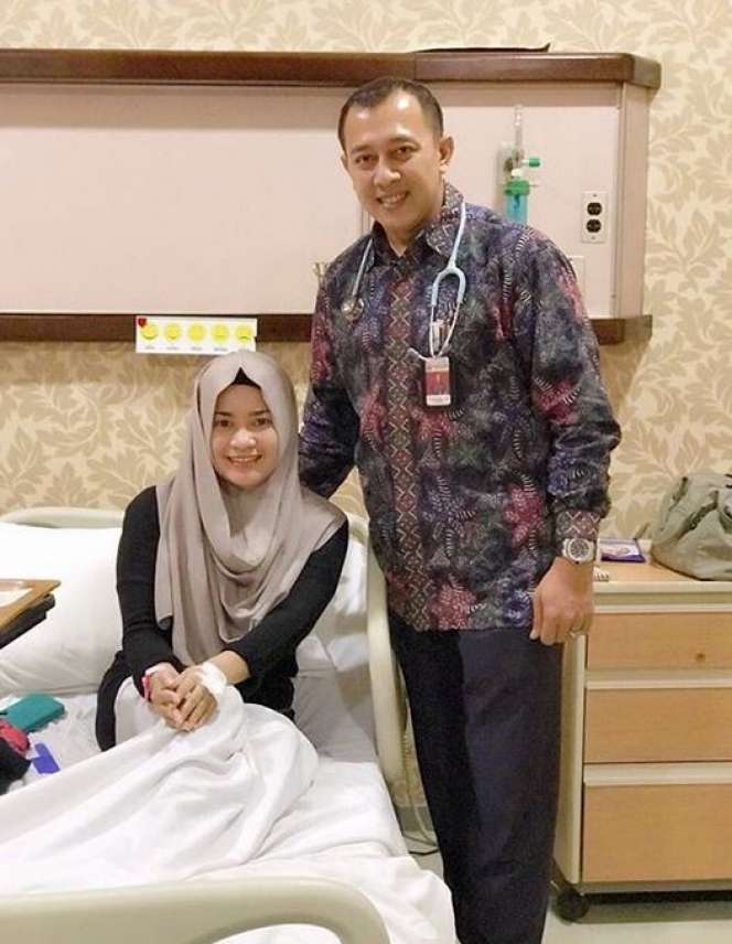 Ikke Nurjanah Terbaring Lemas di Rumah Sakit