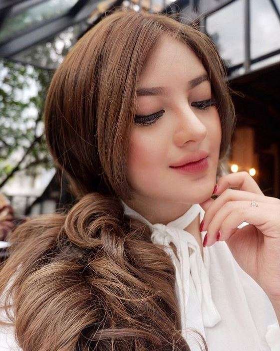 Tanaya Alyssia, Selebgram Yogyakarta yang Mirip Barbie