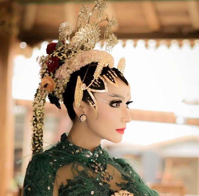 5 Hal Paling Kontroversial dari Roro Fitria