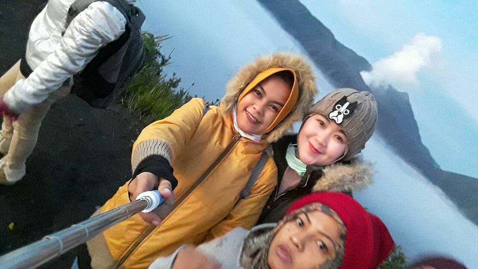 Gaya Bu Dendy, Istri Sah yang Hujani Uang ke Pelakor