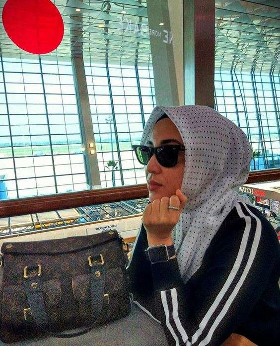 Devi Permatasari Tampil Semakin Cantik dan Kekinian