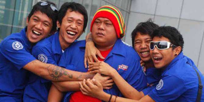 5 Penyanyi yang Pernah Jadi Pengamen
