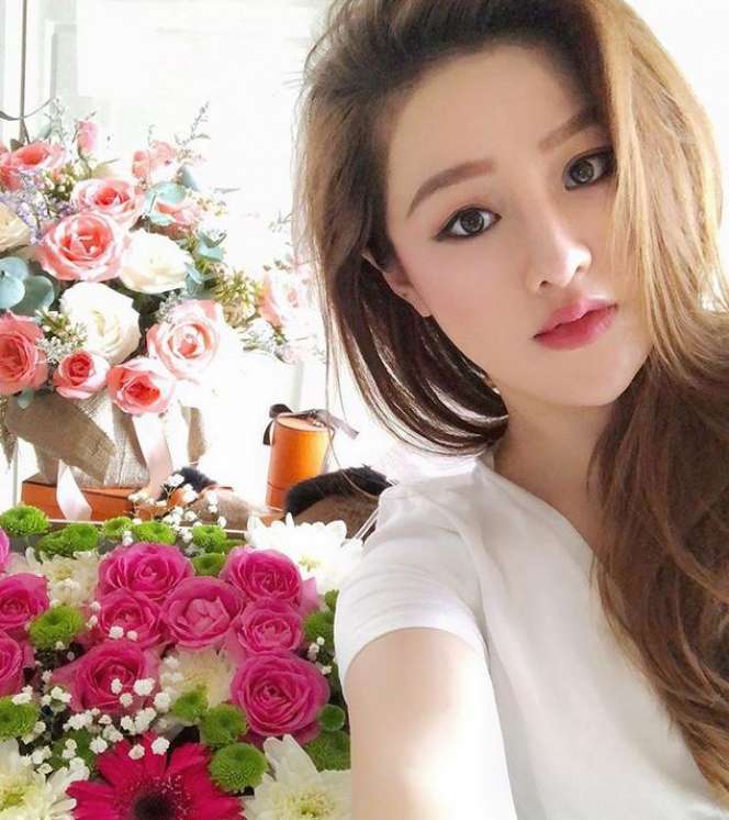 Pamela Ardana, Pengusaha Muda Kolektor Tas Branded