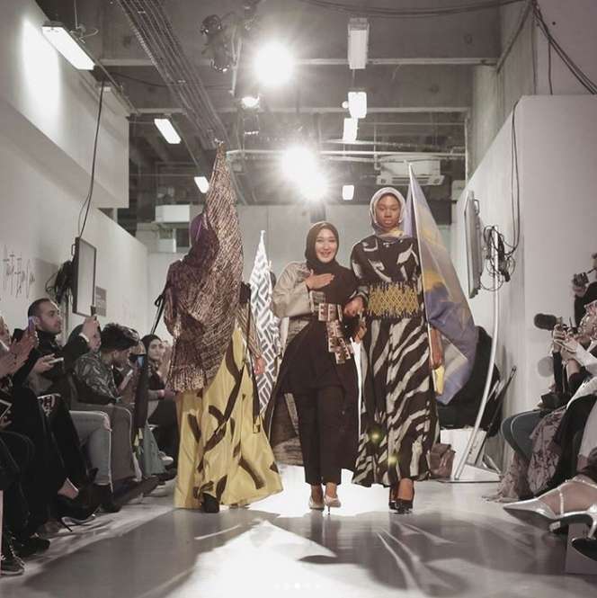 6 Desainer Hijab Indonesia Pamer Karya di London