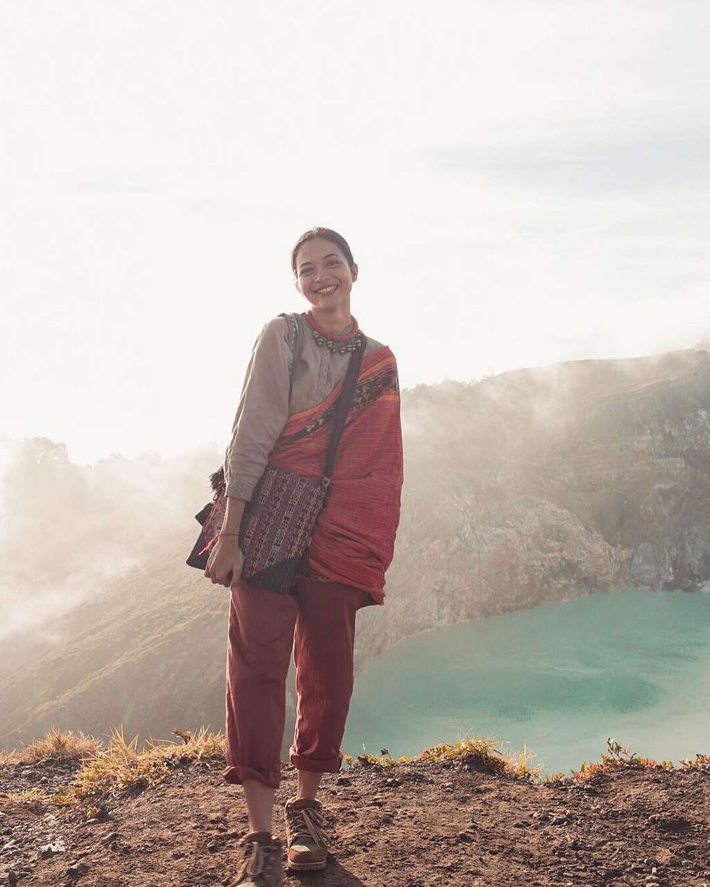 Intip Gaya Travelling Putri Marino, Istri Chicco Jerikho