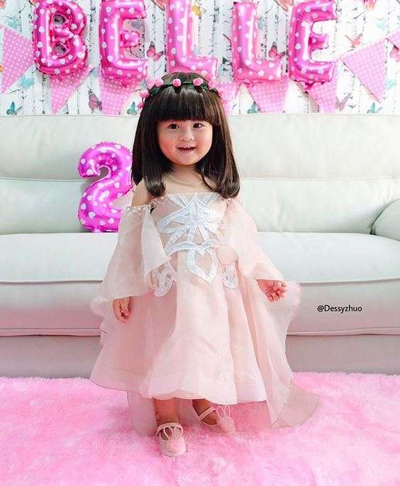 Crystabelle, Selebgram Cilik Mirip Barbie yang Suka Pakai Wig