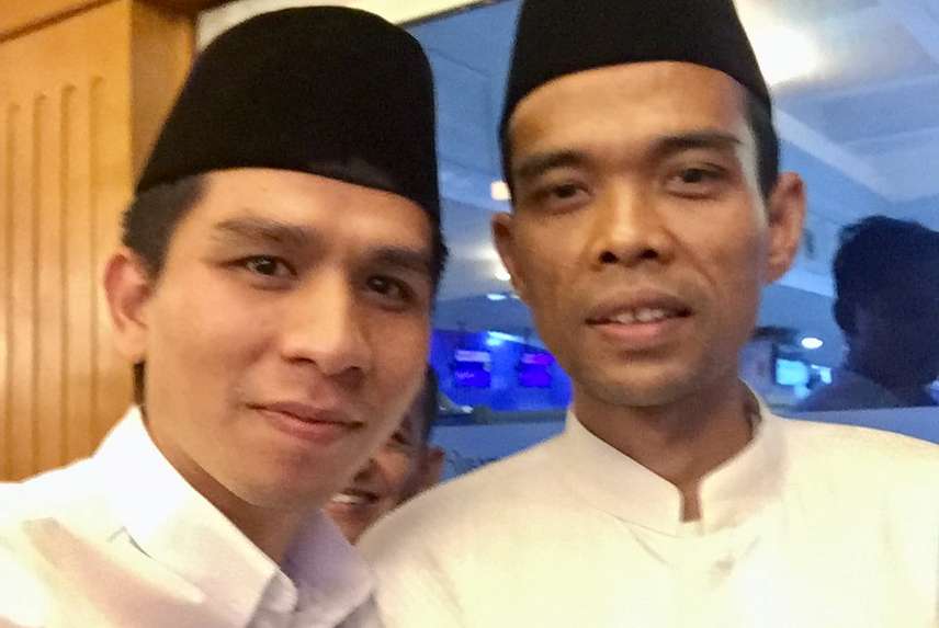 5 Seleb yang Berguru pada Ustaz Abdul Somad dan Adi Hidayat
