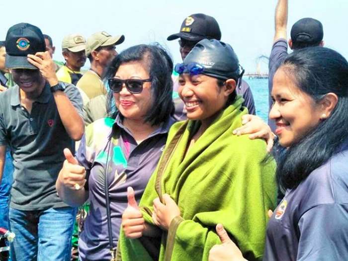 Dua Prajurit Cantik Ini Berhasil Taklukan Selat Sunda