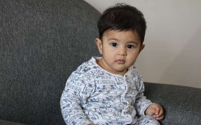 Ravi Bhatia dan Pramugari Indonesia Dikaruniai Bayi Laki-laki