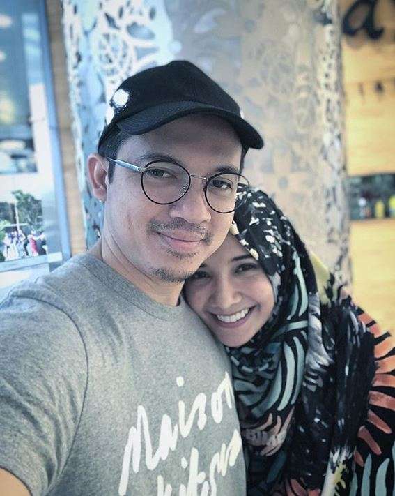 Melihat Kerajaan Bisnis 5 Pasangan Seleb