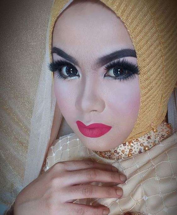 5 Unggahan Terbaru Nylla, Wanita yang 'Dihujani' Uang Bu Dendy