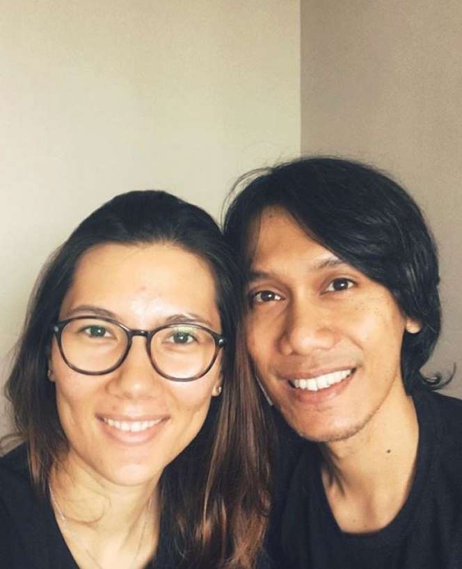 Intip Sosok Para Istri Personil Sheila On 7