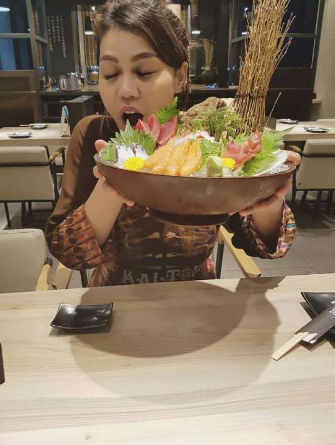 Ngakak, Ini Dia 8 Potret Konyol DJ Butterfly