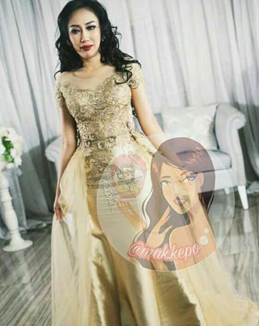 Penampilan Terbaru Dewi Sanca Bikin Pangling