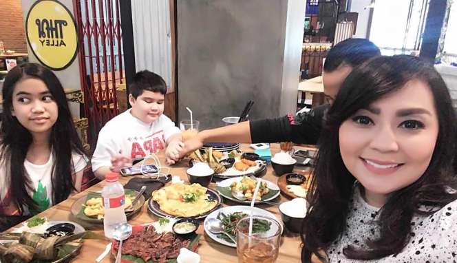 Thessa Kaunang Akhirnya Ungkap Wajah Kekasih ke Publik