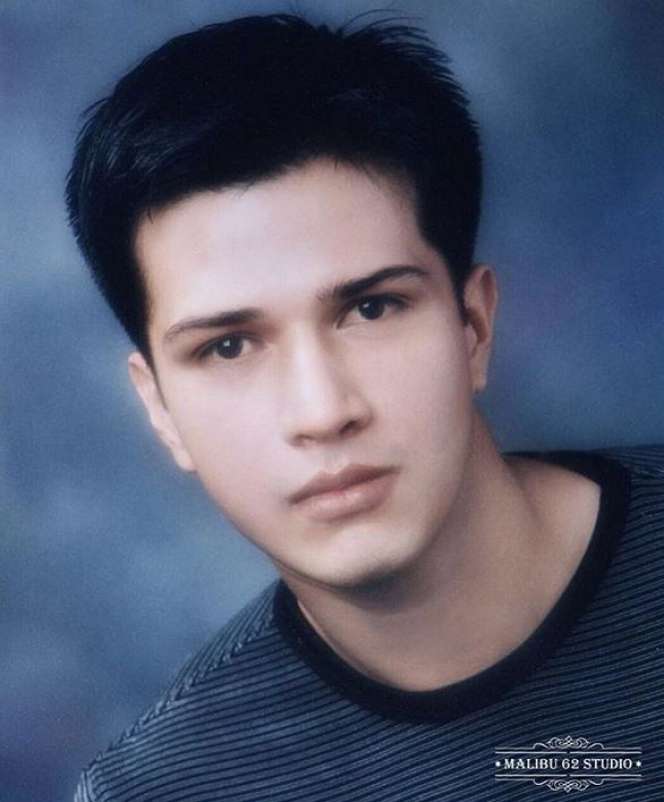 Foto Jadul Artis Tanah Air, dari Luna Maya Hingga Agnes Monica