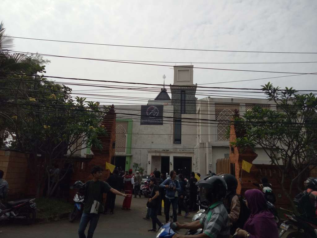 Mengantar Istri Kedua Opick ke Peristirahatan Terakhirnya