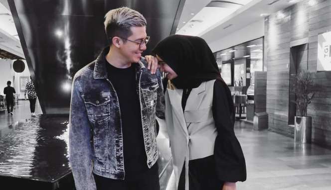 Potret Romantis 7 Tahun Pernikahan Zaskia Sungkar-Irwansyah