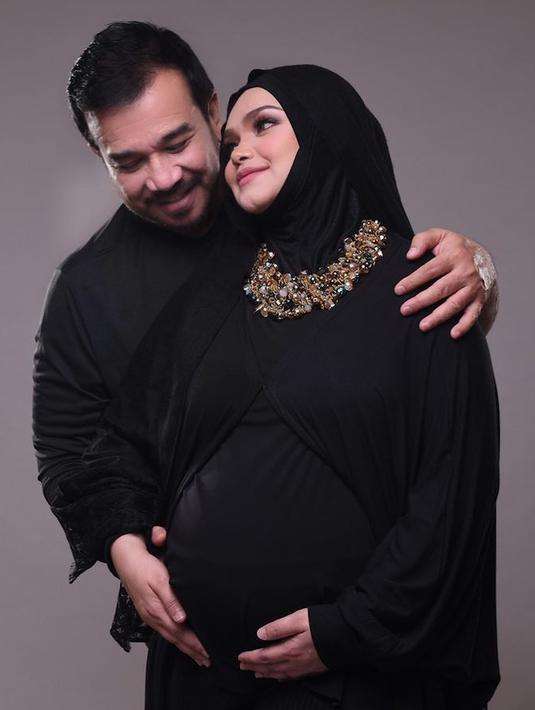 Panggilan Bayi Siti Nurhaliza Pakai Nama Putri Rasulullah?