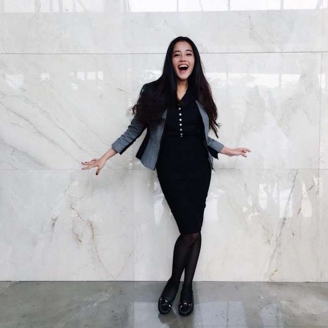 Manisnya Yofina Pradani, Adik Ipar Zaskia dan Shireen Sungkar