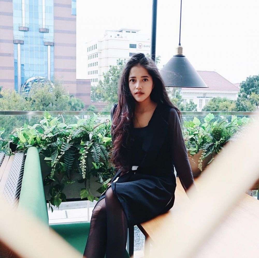 Manisnya Yofina Pradani, Adik Ipar Zaskia dan Shireen Sungkar