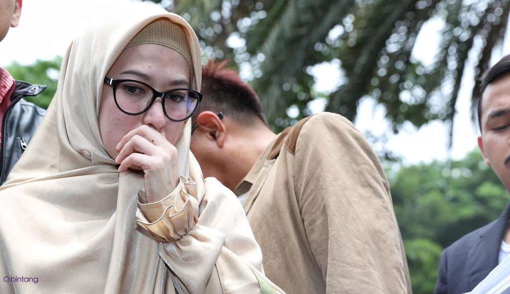 Ditetapkan Jadi Tersangka, Begini Reaksi Lyra Virna