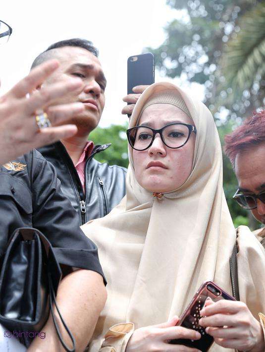 Ditetapkan Jadi Tersangka, Begini Reaksi Lyra Virna