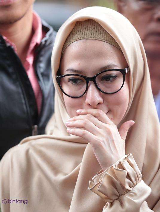 Ditetapkan Jadi Tersangka, Begini Reaksi Lyra Virna