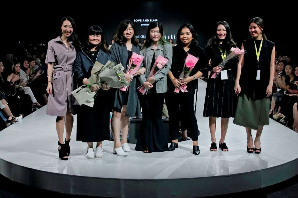 Pesona Kain Nusantara di Plaza Indonesia Fashion Week 2018