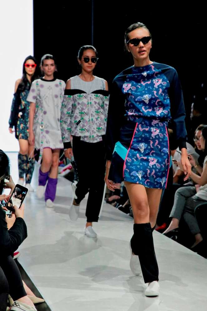 Pesona Kain Nusantara di Plaza Indonesia Fashion Week 2018