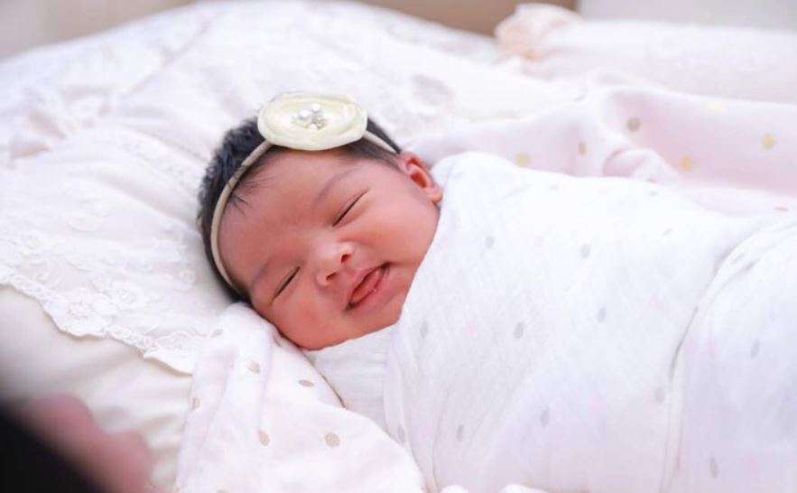 6 Potret Mewah Akikah Anak Pertama Siti Nurhaliza