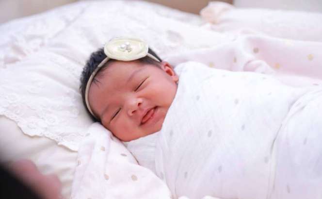 6 Potret Mewah Akikah Anak Pertama Siti Nurhaliza