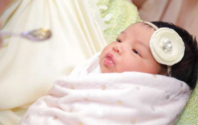 6 Potret Mewah Akikah Anak Pertama Siti Nurhaliza