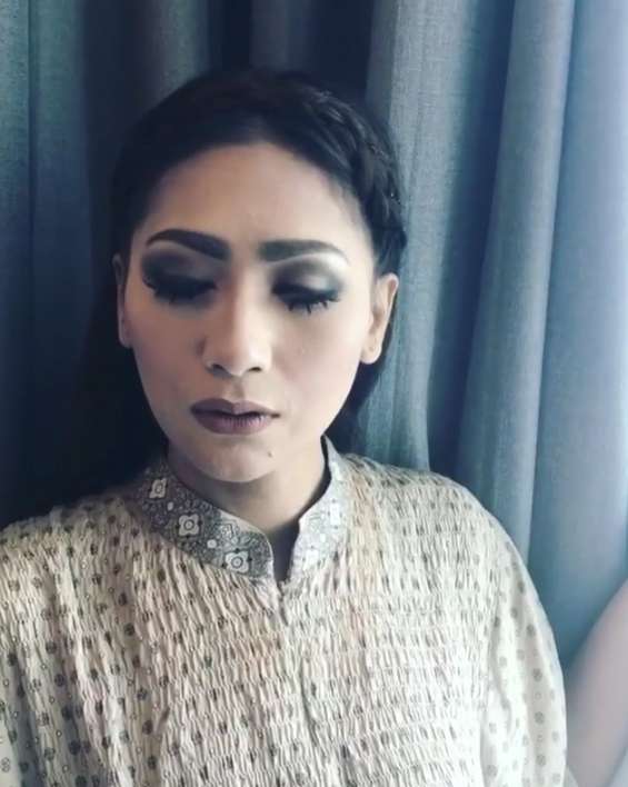 Tata Janeeta Kembali Menikah dengan Mantan Suaminya