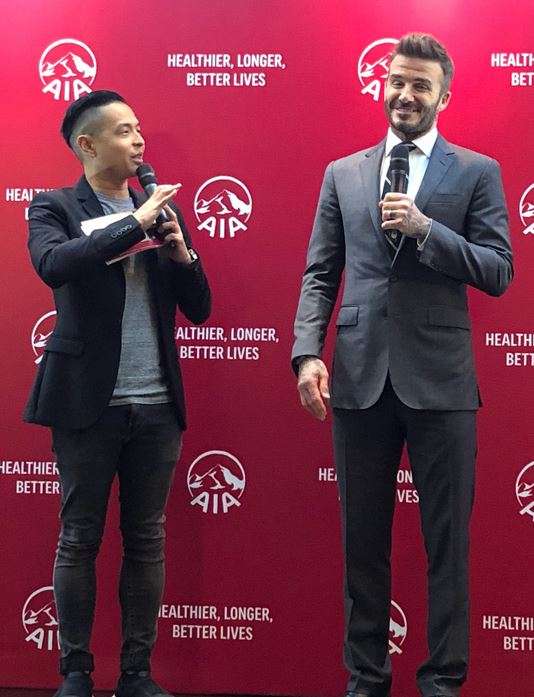 6 Selebritis Tanah Air Ini Rebutan Foto Bareng David Beckham