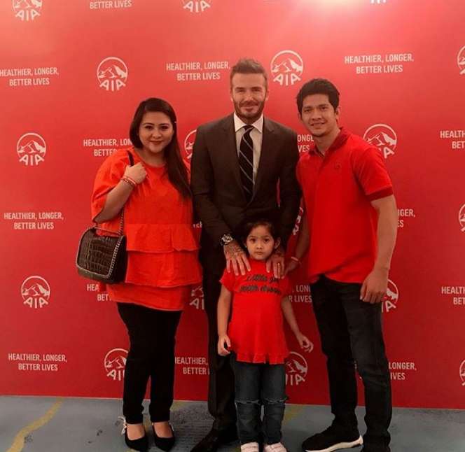 6 Selebritis Tanah Air Ini Rebutan Foto Bareng David Beckham