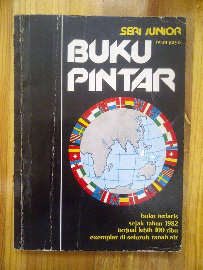 Deretan Buku Zaman SD, Jadi Kangen Seragam Merah Putih